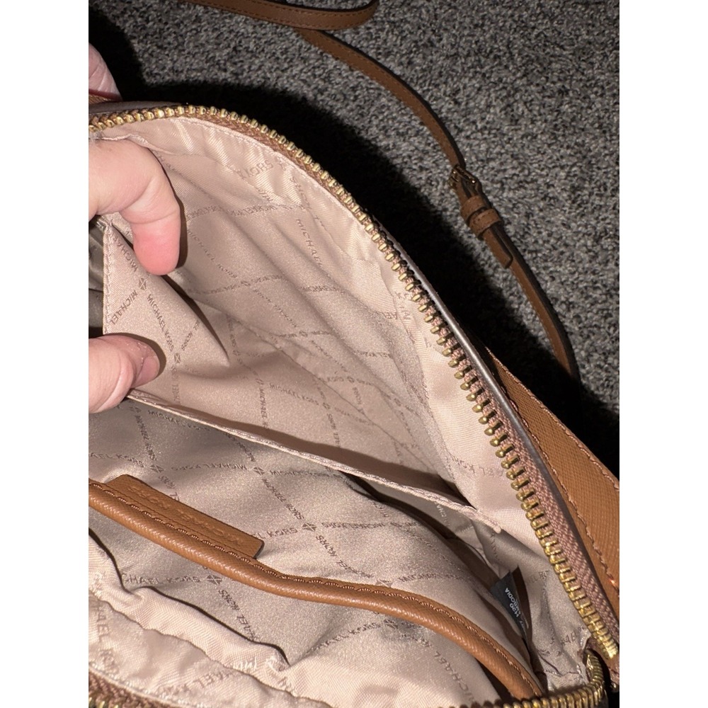 Michael Kors Jet Set Signature Brown Crossbody Bag - Picture 8 of 9